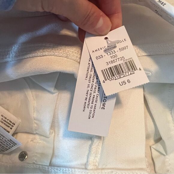 NWT! American eagle distressed high rise shortie - Picture 6 of 11